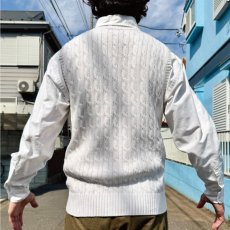 画像20: 「POLO RALPH LAUREN(ポロラルフローレン)」90s 00s 10s ボーイズ XL(18/20) M〜Lサイズ相当 コットン オフホワイト ケーブル編み ポニー刺繍 ニット ベスト (20)