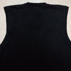 画像11: 「Polo by Ralph Lauren (ポロラルフローレン)」90s 00s 10s M〜Lサイズ相当 コットン ブラック ポニー刺繍 ローゲージ ニット ベスト (11)