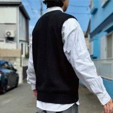 画像18: 「Polo by Ralph Lauren (ポロラルフローレン)」90s 00s 10s M〜Lサイズ相当 コットン ブラック ポニー刺繍 ローゲージ ニット ベスト (18)