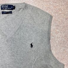 画像4: 「Polo by Ralph Lauren (ポロラルフローレン)」90s 00s 10s XLサイズ ピマコットン ライトグレー ポニー刺繍 ニット ベスト (4)